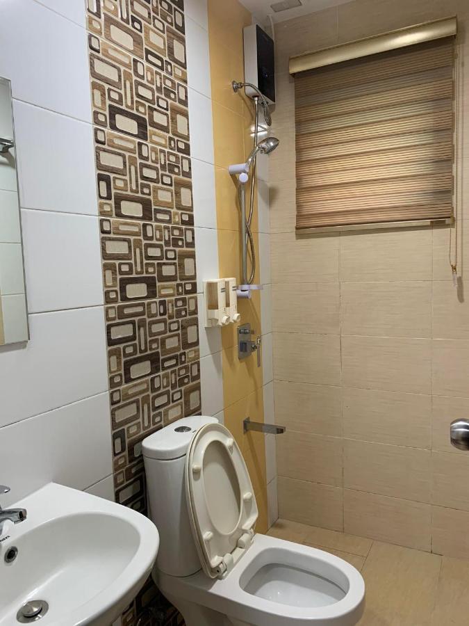 Maine City Residences Manila Bagian luar foto