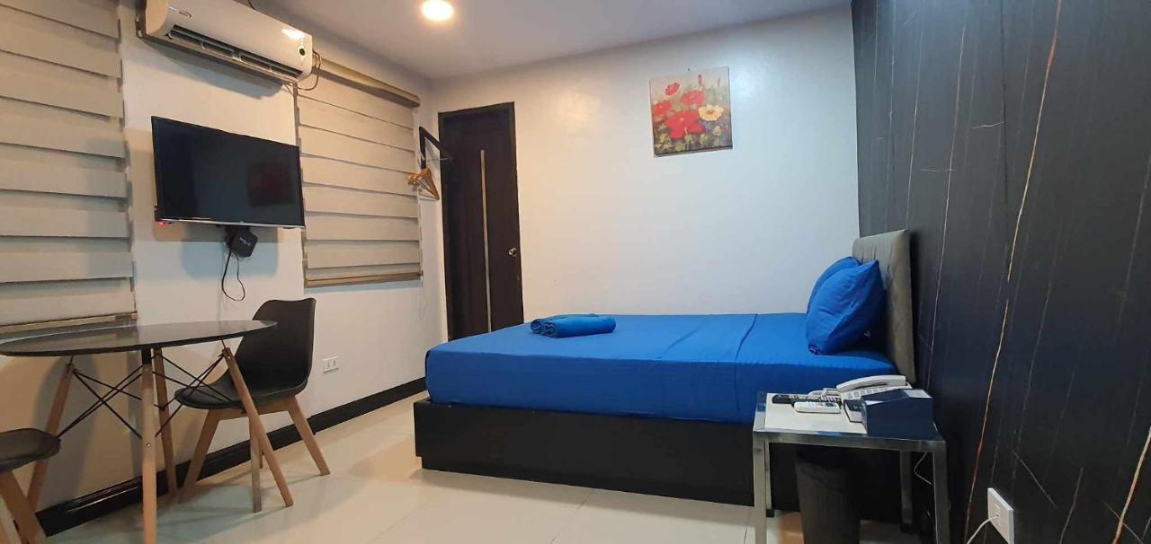 Maine City Residences Manila Bagian luar foto