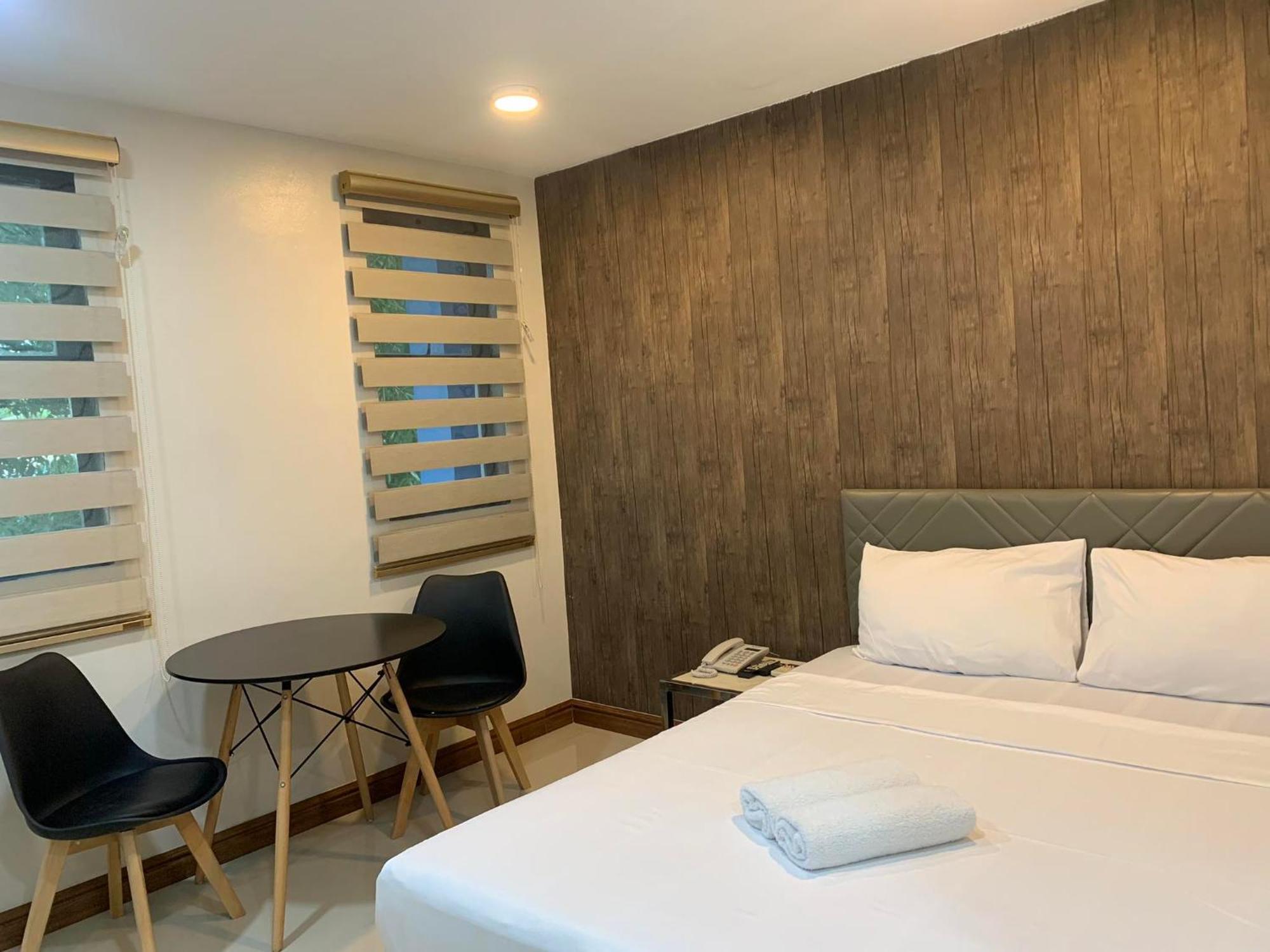 Maine City Residences Manila Ruang foto
